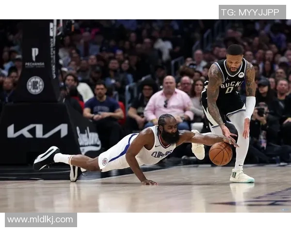 勇士与76人精彩对决集锦回顾展现篮球魅力与激情瞬间